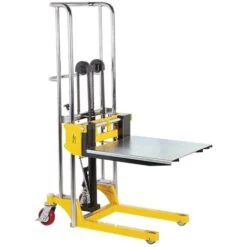 Sollevatore Con Piattaforma E Forche Da 65 Cm Misura Piattaforma (Lxh) Cm 65x58 Altezza Massima Cm 130 Altezza Minima Piano Dal Suolo Cm 9 Lughezza Forche Cm 65 Portata Massima Kg 400 Peso Kg 88