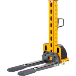 Transpallet Autocaricante Elettrico Misure (L X P X H) Mm 786 X 1650 X 1580 H Di Sollevamento Mm 1300 Capacit&agrave Di Carico Kg 500 Peso Kg 245 (batteria Inclusa) Batteria GEL / 12V - 45Ah