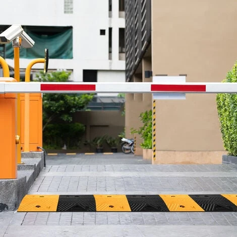 Rampe Di Carico Soglia Del Pavimento Tubo Flessibile Che Attraversa La Protezione Della Zona Di Decelerazione Dosso Di Velocità, Rampa Di Gomma Giallo E Nero HENGMEI - immagine 4